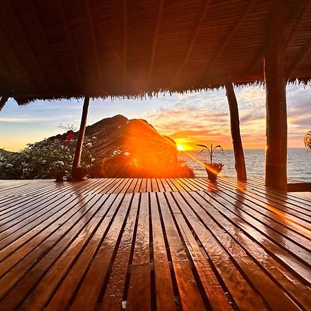 Shambala Madagascar: Beachfront Lodge And Adventures Ambolobozo Exterior foto